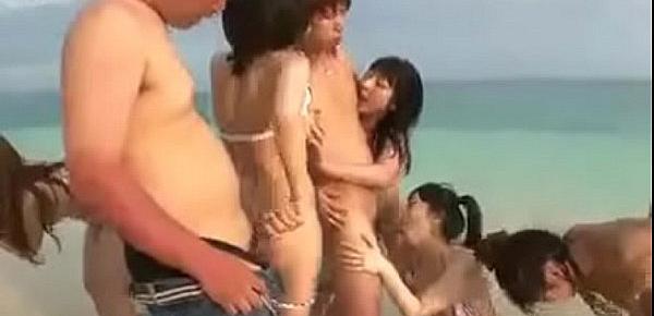  Asian Teens Enjoying With her Boyfriends on Beach - AmJerking.com